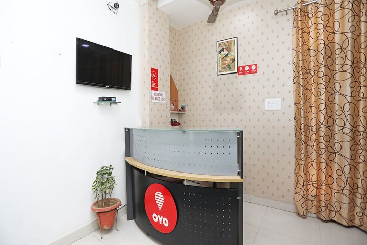 OYO 13493 HOTEL VRIDHI INN