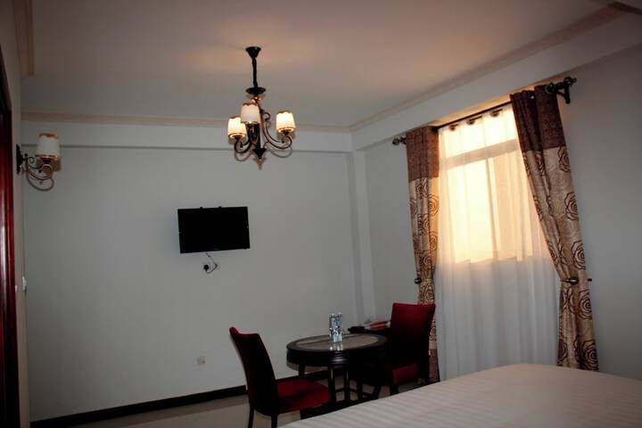 Room 37 of 117