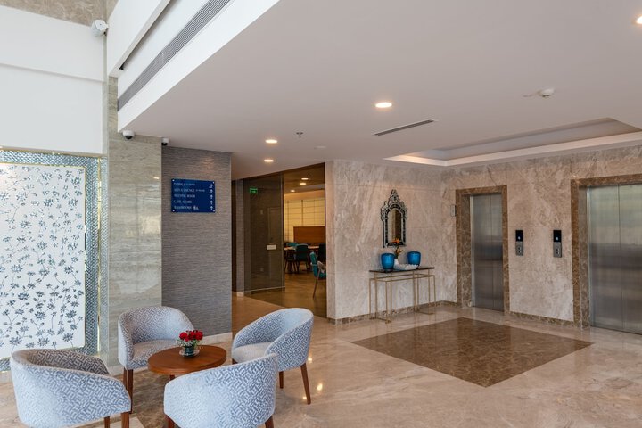 Hotel Interior 7 of 58