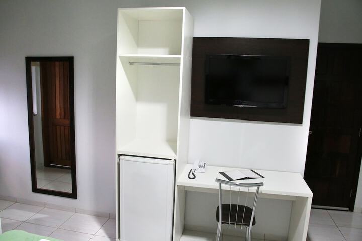 Room 14 of 46