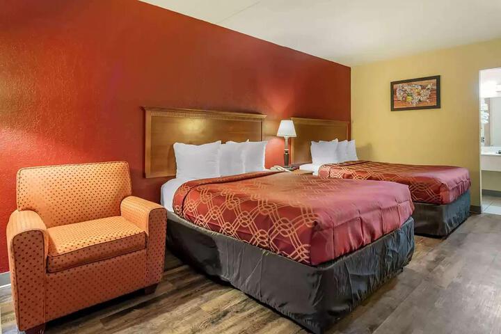 2 Double Beds Pet Friendly (17 of 18)