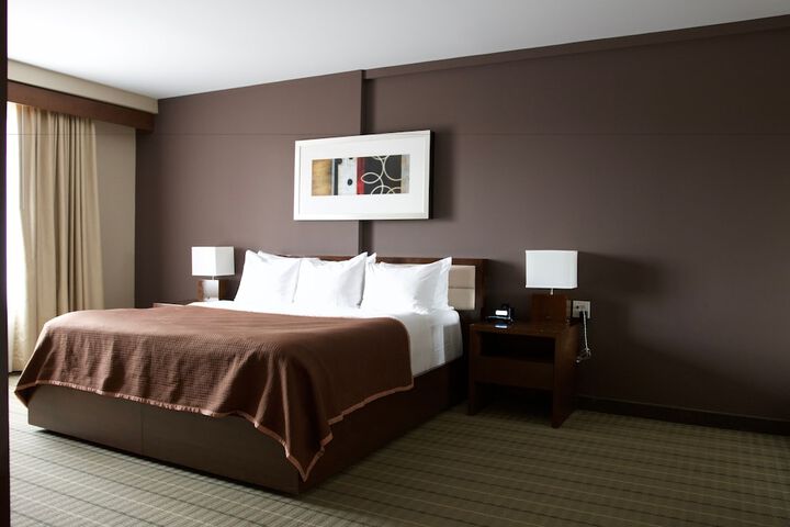 Room 8 of 42