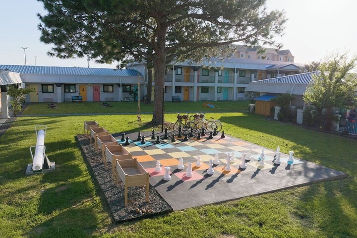 Sport court