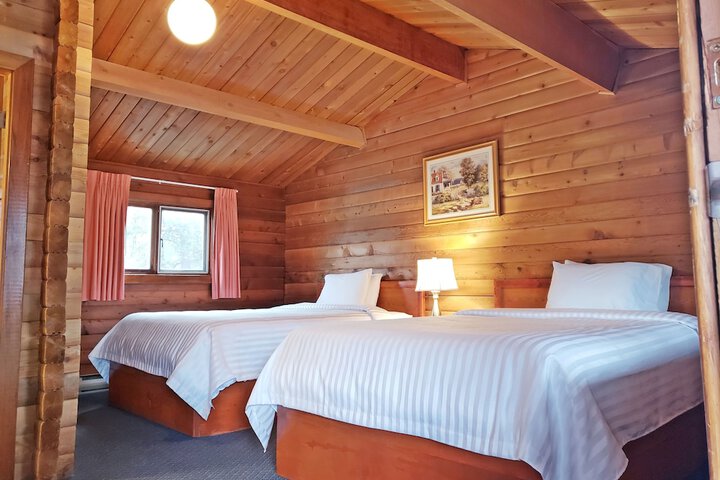 Room 4 of 30