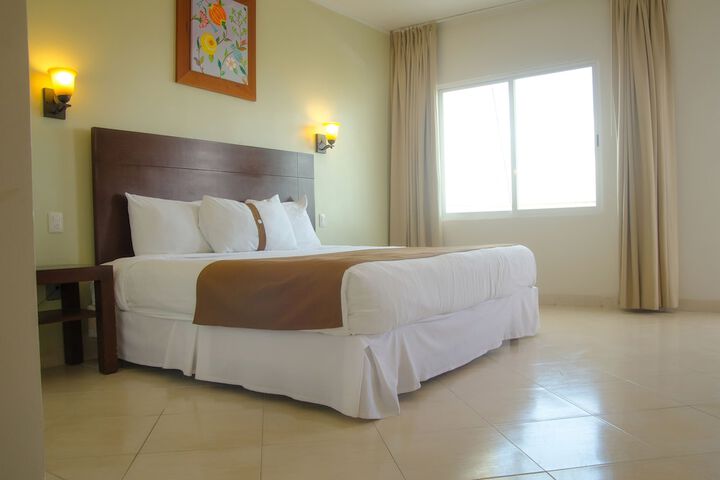 Room 15 of 74