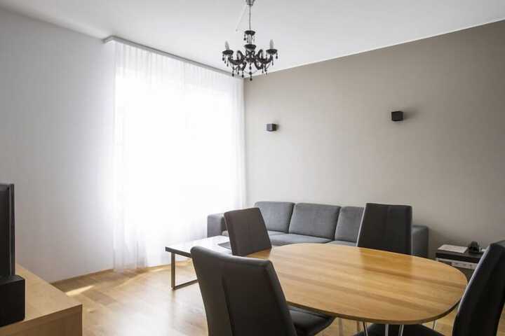 Room 100 of 134