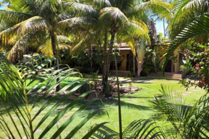 Hotel Exterior 9 of 65