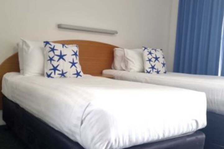 Room 2 of 19