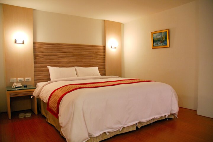 Room 14 of 62
