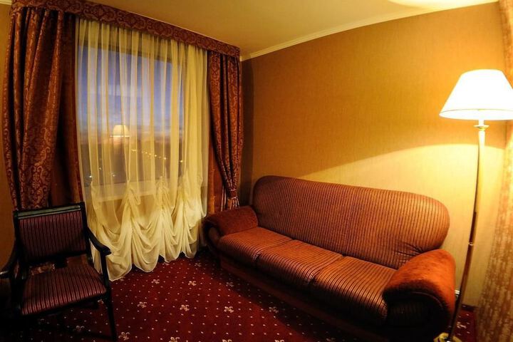 Room 24 of 40