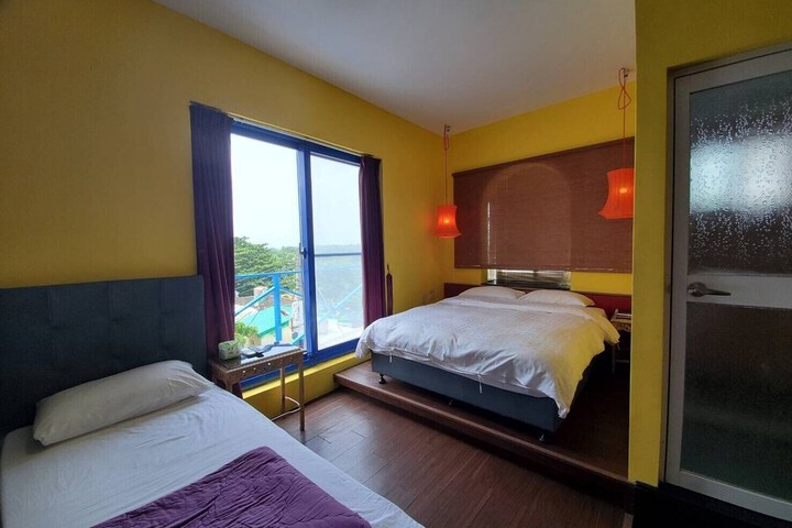 Room 21 of 75