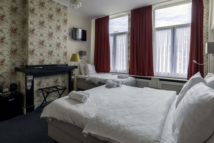 Room 20 of 44