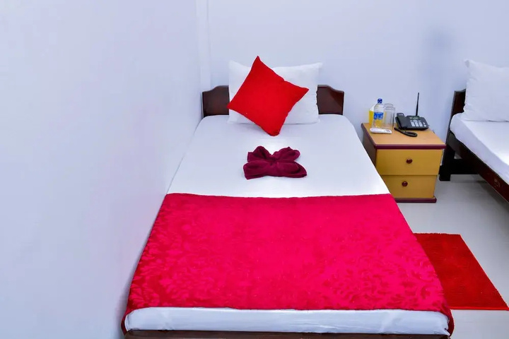Room 2 of 11
