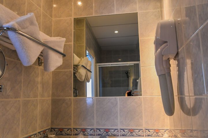 Bath Interior