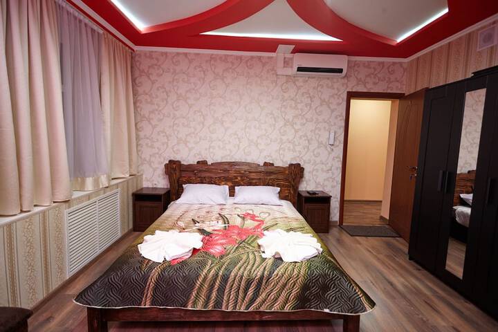 Room 19 of 27