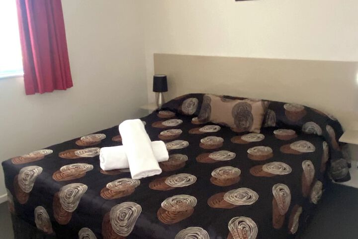 Room 13 of 52