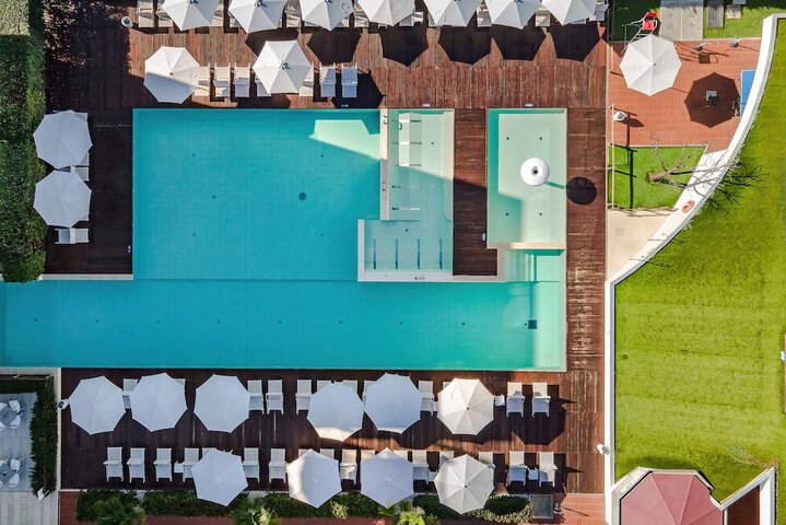 Pool 38 of 89