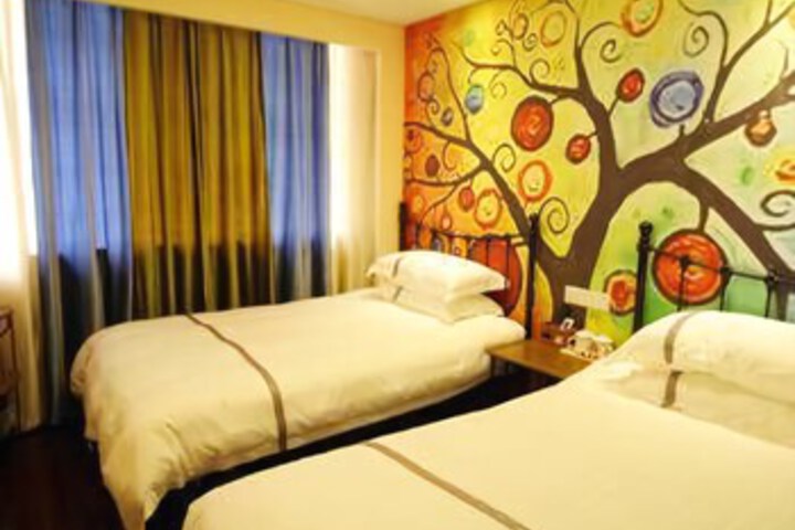 Lushan Time Story Theme Hotel