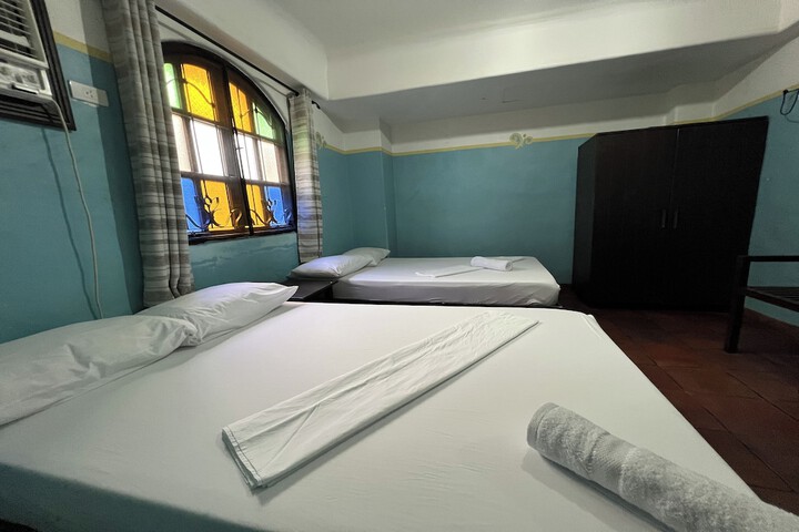Room 8 of 46