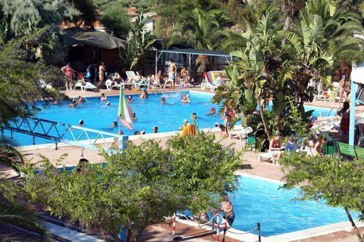 Hotel with Pool