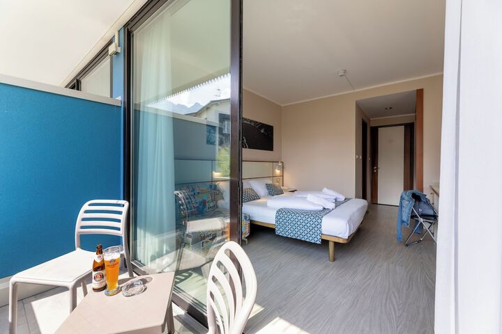Room 25 of 110