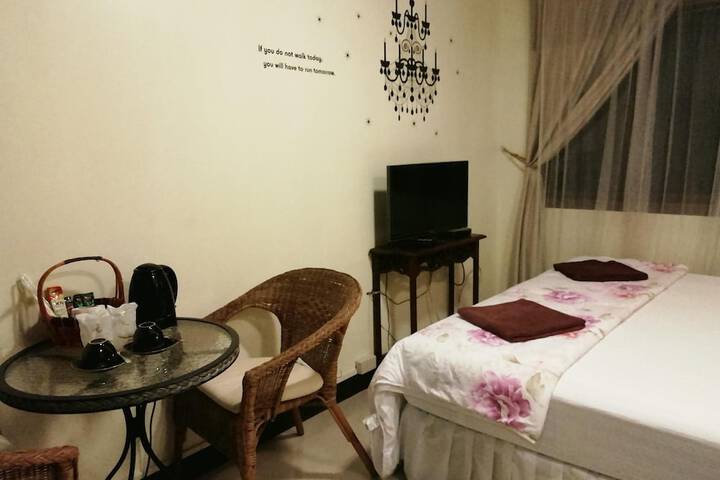 Room 21 of 42