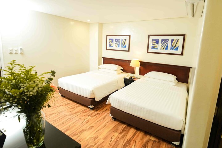 Room 20 of 66