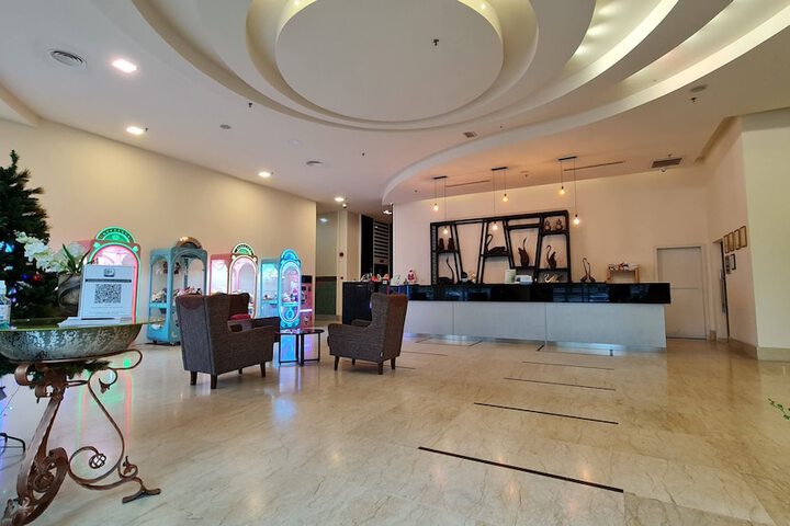 Lobby Photos
