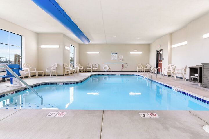 Pool 74 of 99