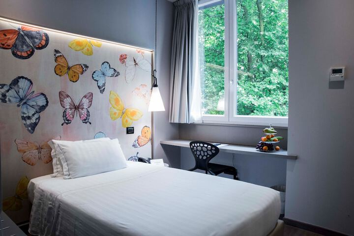 Room 14 of 55