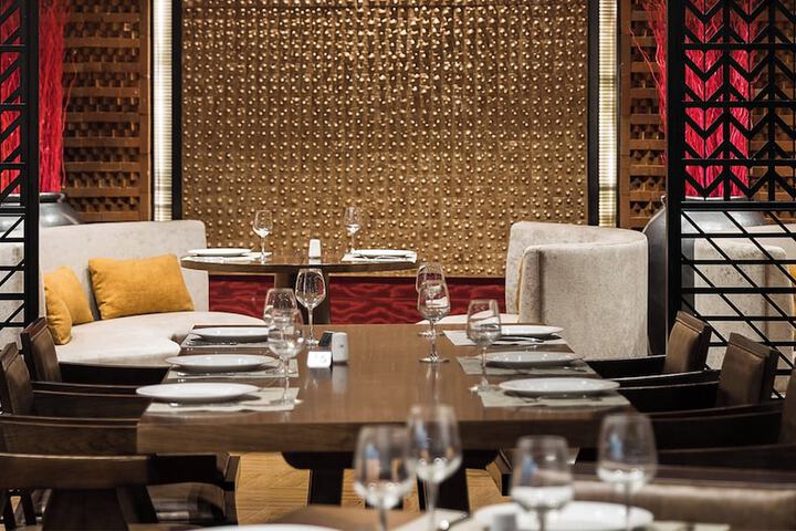 Dining 80 of 132