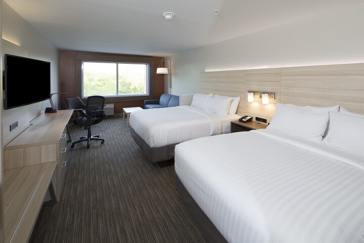 1 King Bed Suite (24 of 24)