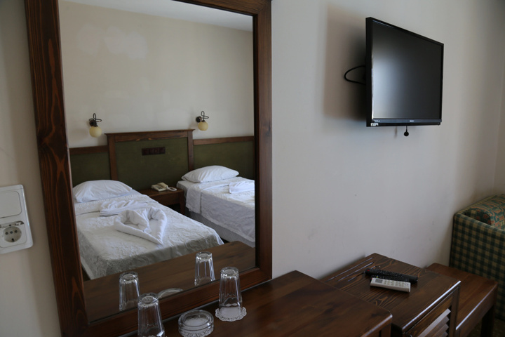 guest_rooms