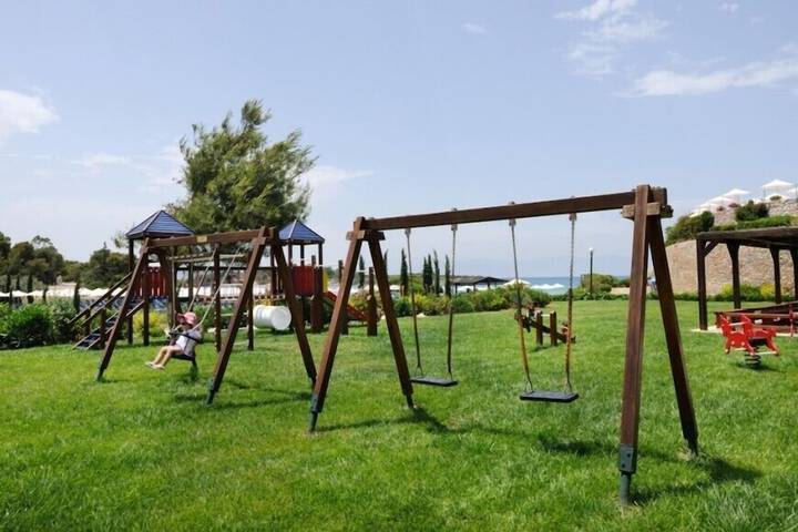 Children's play area - outdoor