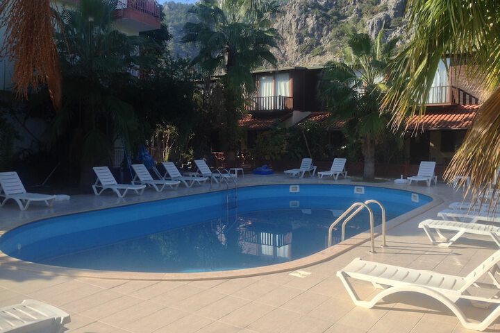 Hotel with Pool