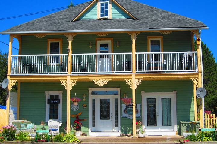 Image of The McAlpine House