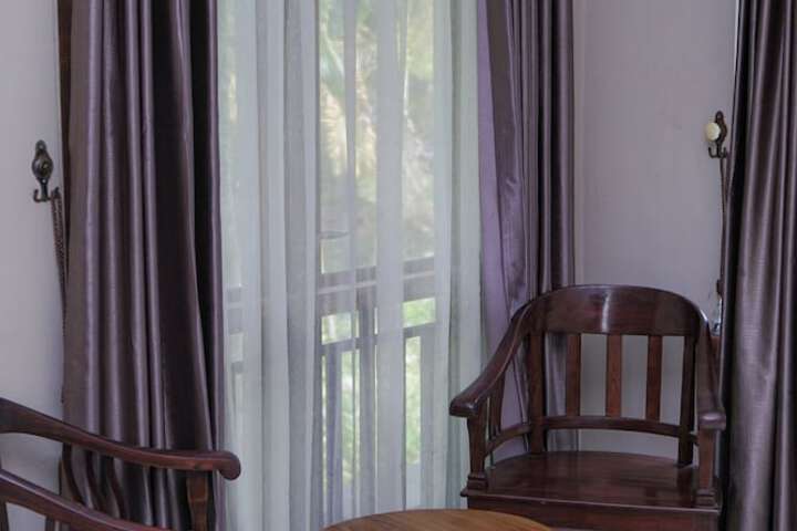 Room 49 of 188