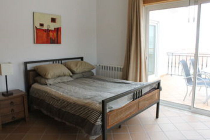 Room 15 of 35