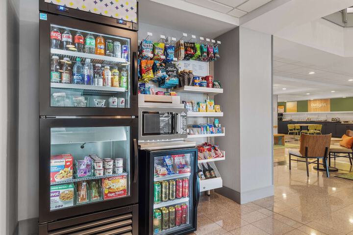 Snack bar