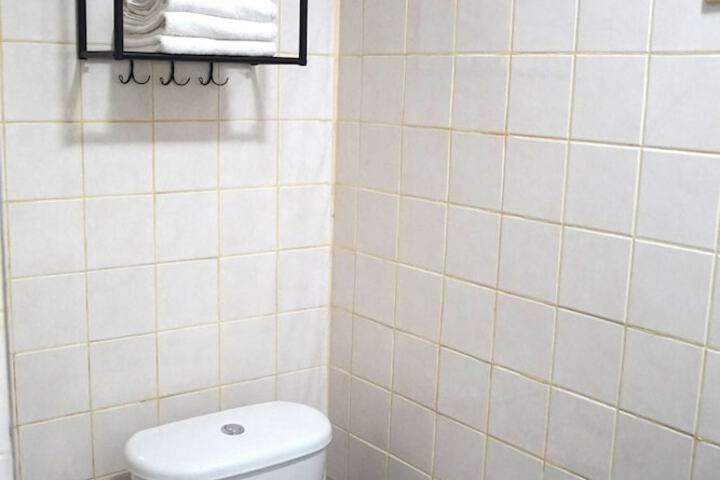 Room 34 of 57