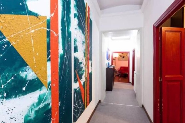 Room 27 of 53