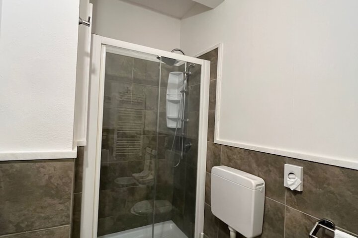 Room 49 of 112