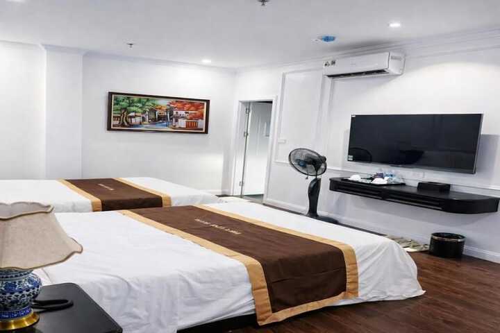 Room 15 of 27