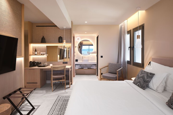 Room 32 of 154