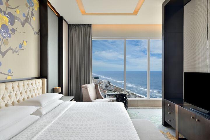 Room 40 of 89