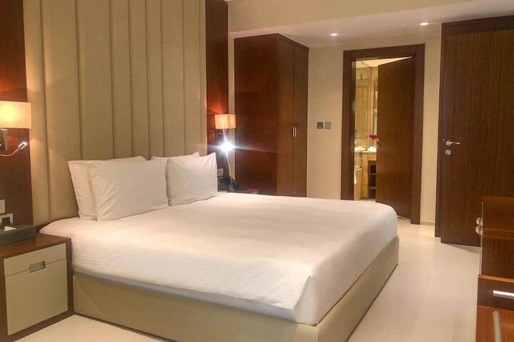 Room 26 of 83