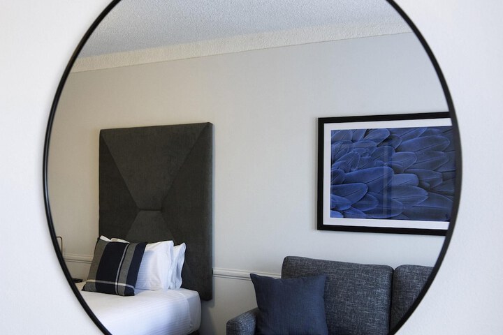 Room 53 of 138
