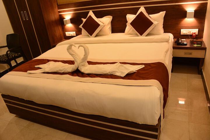 Room 6 of 40