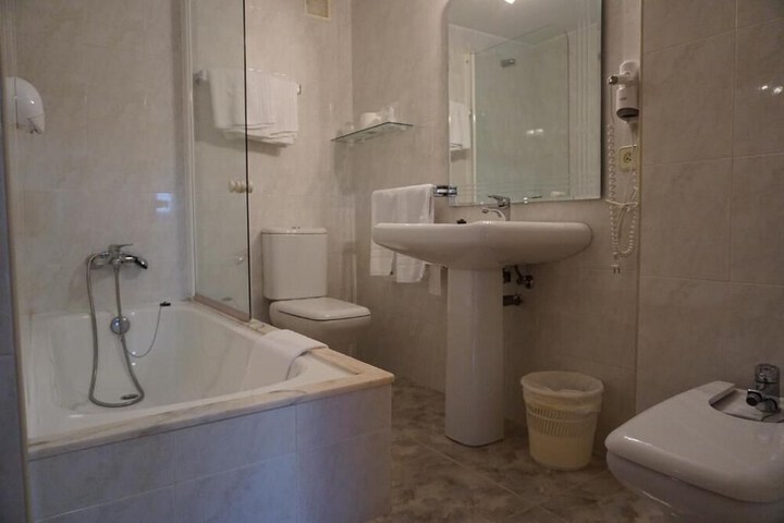 Room 49 of 56