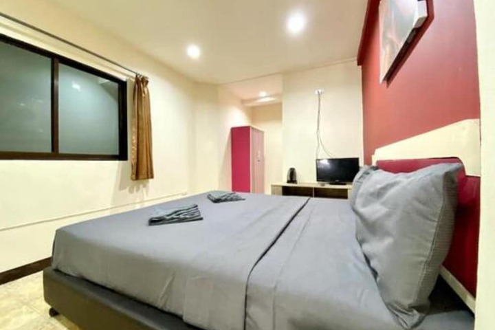 Room 17 of 53